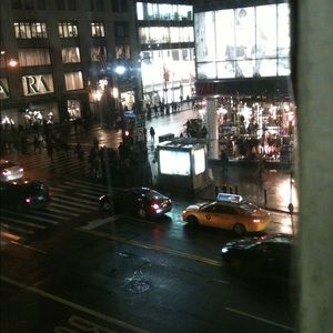 Meet your Posher, Dee